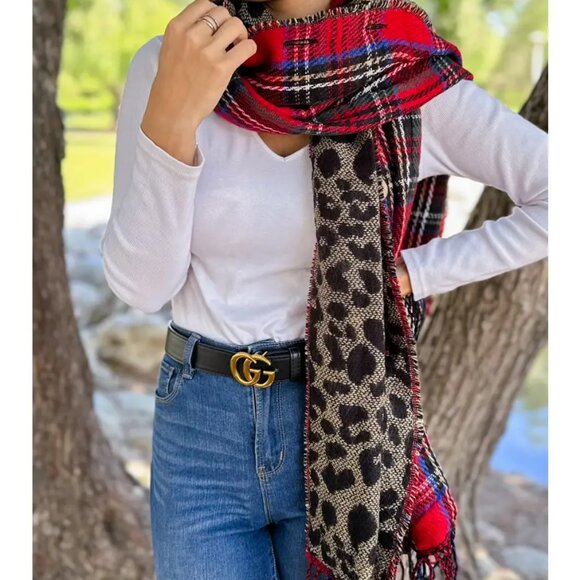 NWT Red Plaid and Leopard Dual-Sided Reversible Poncho - Picture 7 of 7